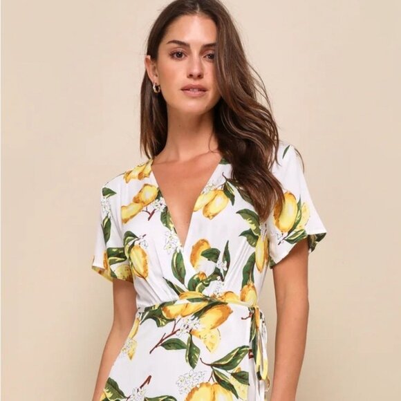 Lulus Lemon Print Wrap Dress, Size M, New with Tags! - Picture 3 of 12